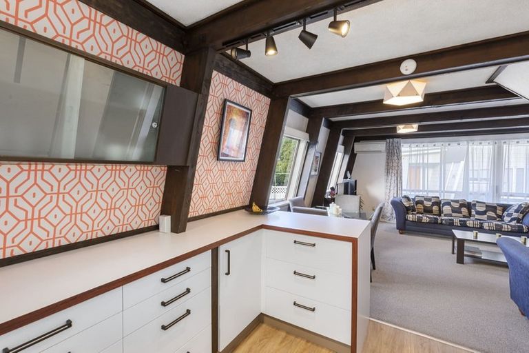 Photo of property in 39a London Road, Korokoro, Lower Hutt, 5012