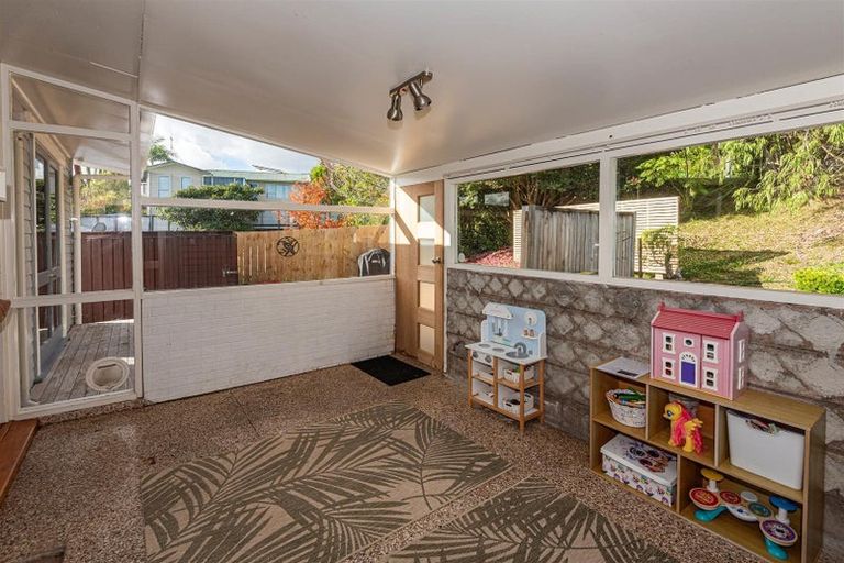 Photo of property in 42 Hilltop Avenue, Morningside, Whangarei, 0110