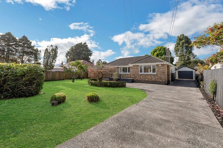 Photo of property in 9 Bunnythorpe Road, Papakura, 2110