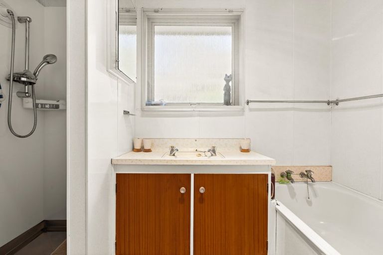 Photo of property in 228 Kennedy Road, Onekawa, Napier, 4110