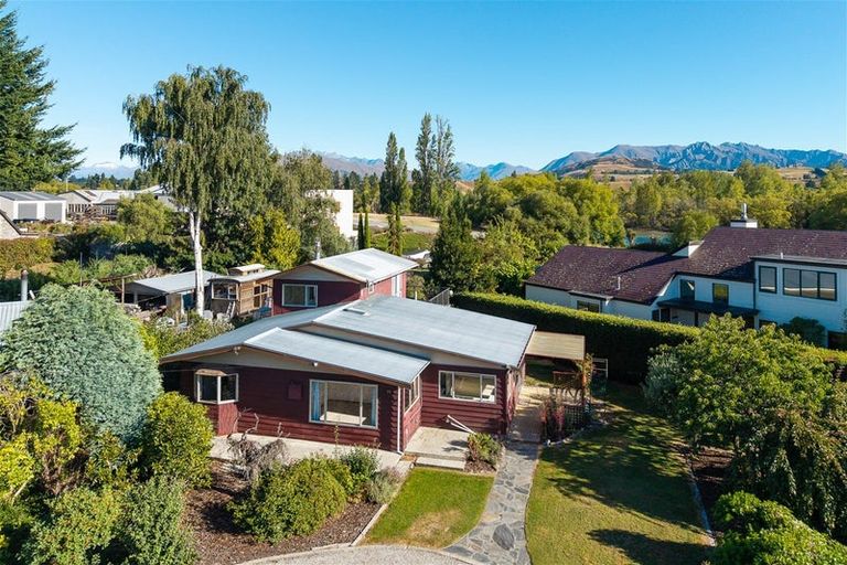 Photo of property in 63 Kingston Street, Albert Town, Wanaka, 9305