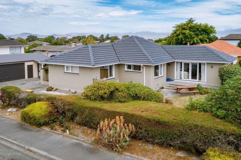 Photo of property in 85 Gladson Avenue, Sockburn, Christchurch, 8042