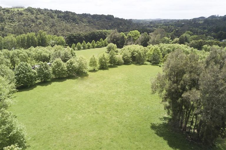 Photo of property in 27 Robinson Road, Coatesville, Albany, 0793