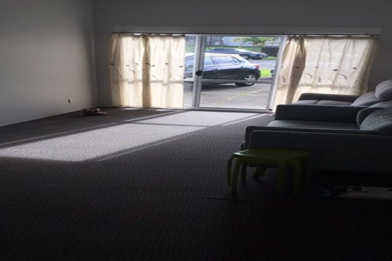 Photo of property in 33 Galsworthy Place, Bucklands Beach, Auckland, 2014