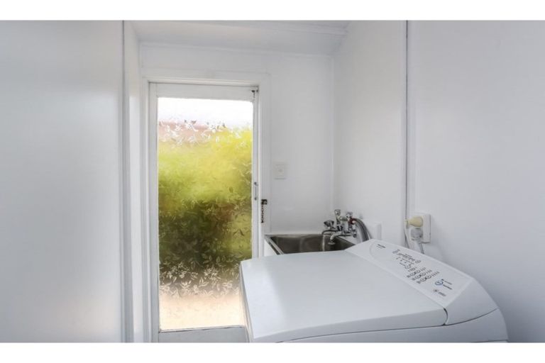 Photo of property in 2/101a Clevedon Road, Papakura, 2110