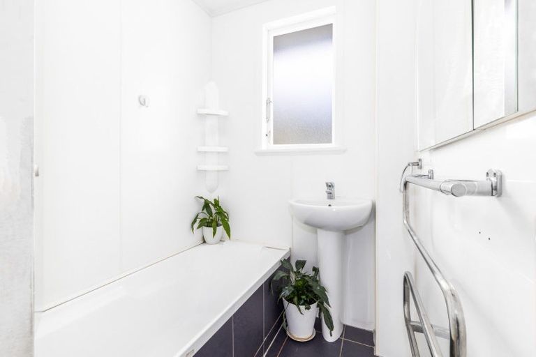 Photo of property in 118 Te Pene Avenue, Titahi Bay, Porirua, 5022