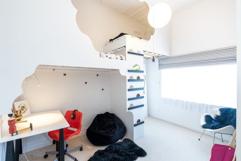 Photo of property in 4 Kinross White Street, Napier South, Napier, 4110