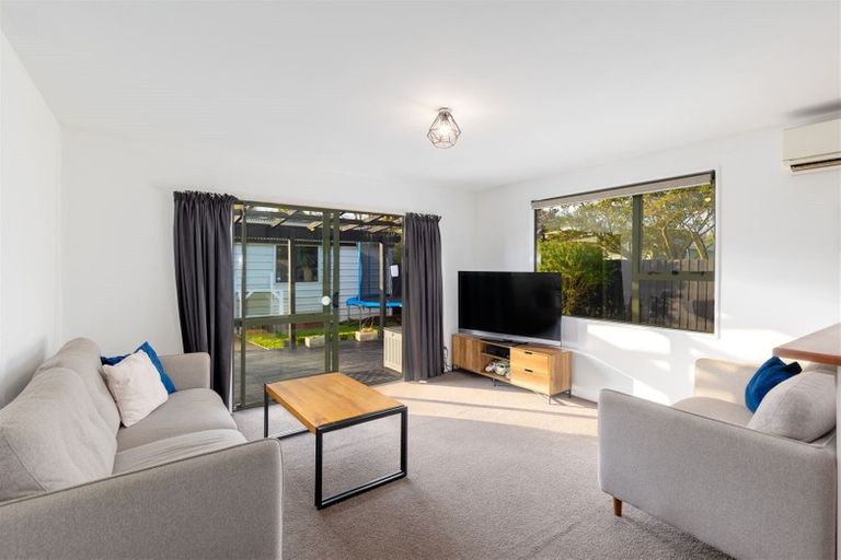 Photo of property in 70 Hills Road, Edgeware, Christchurch, 8013