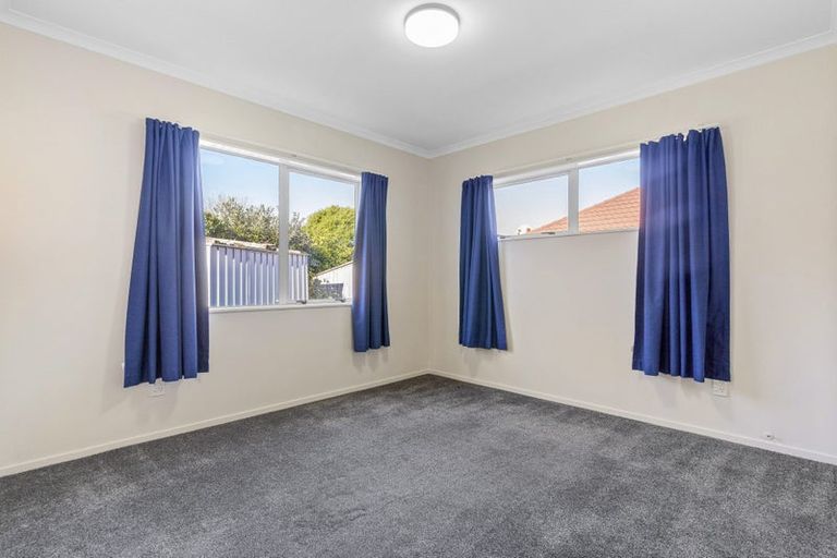 Photo of property in 3 Hibernian Drive, Ranui, Auckland, 0612