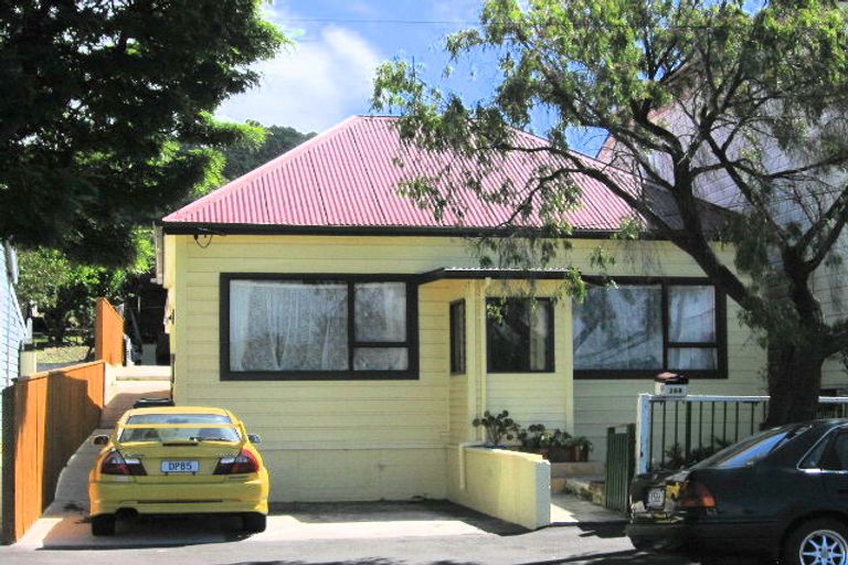 Photo of property in 268 Adelaide Road, Newtown, Wellington, 6021