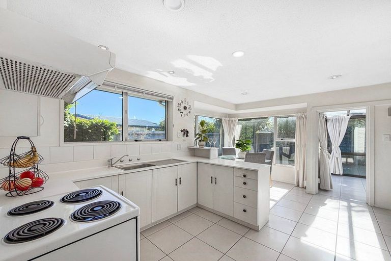 Photo of property in 2/59 Gardiners Road, Bishopdale, Christchurch, 8051