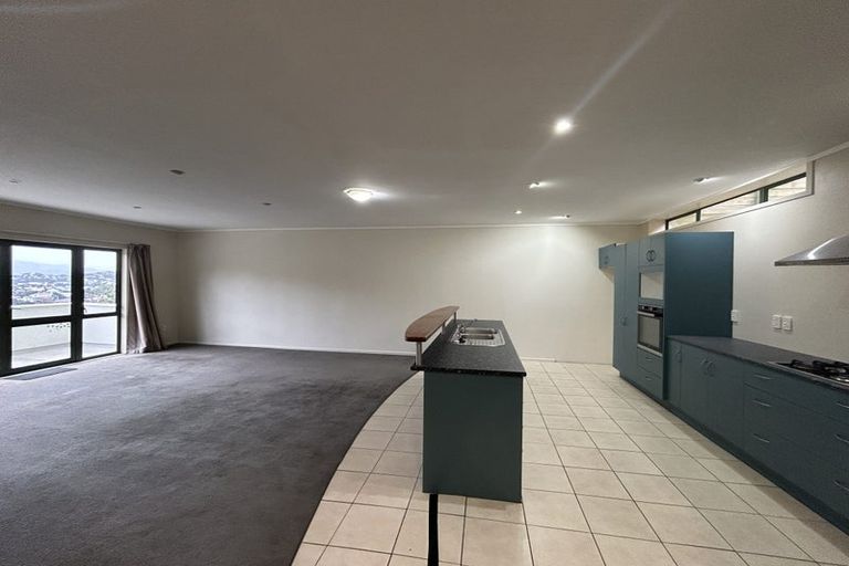 Photo of property in 4 Mitika Way, Strathmore Park, Wellington, 6022