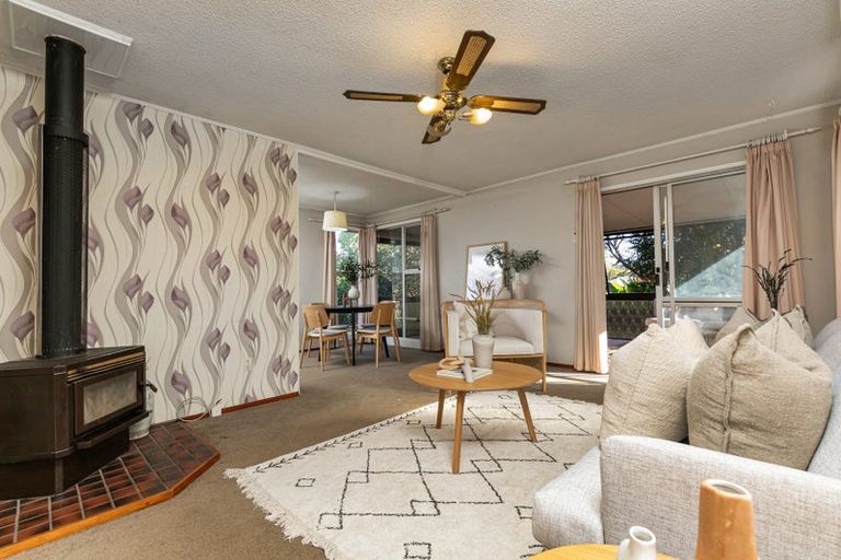 Photo of property in 22 Glen Road, Ranui, Auckland, 0612