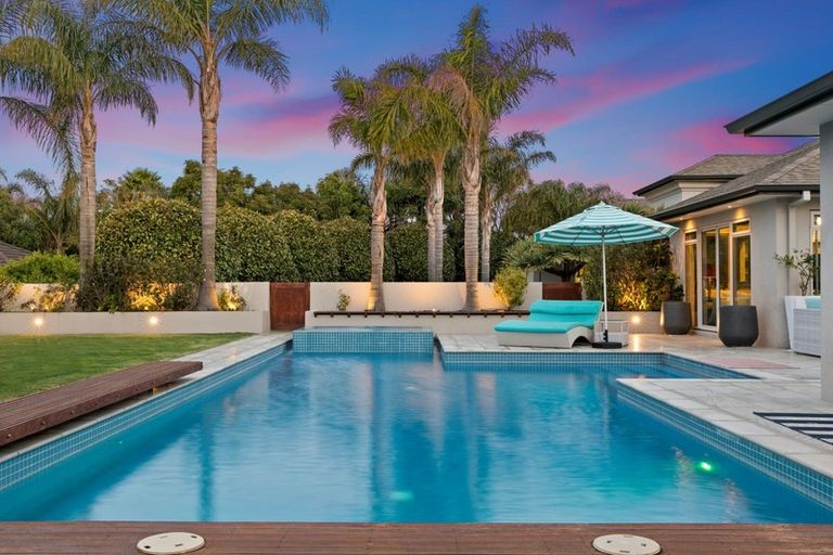 Photo of property in 38 Saint Heliers Place, Papamoa Beach, Papamoa, 3118