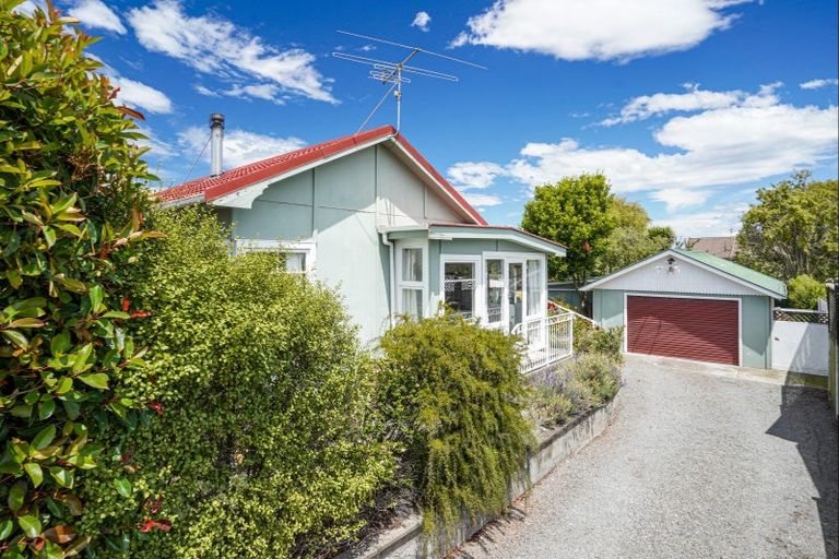 Photo of property in 69 Dunns Avenue, The Pines Beach, 7630