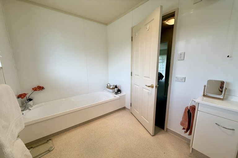 Photo of property in 3 Beach Street, Waikouaiti, 9510