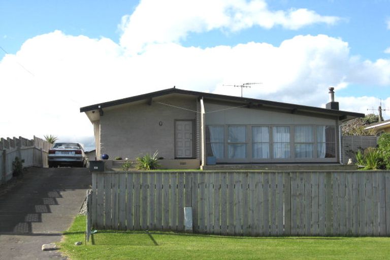 Photo of property in 178 Karaka Street, Castlecliff, Whanganui, 4501