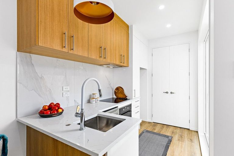 Photo of property in 15 Matakohe Road, Westgate, Auckland, 0814