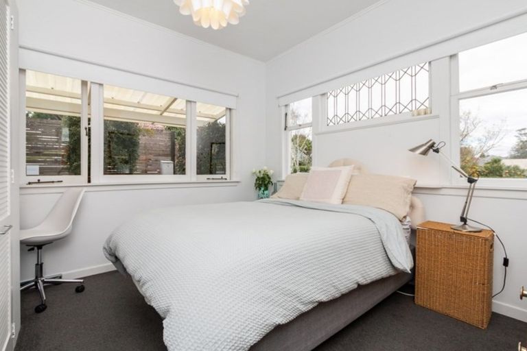Photo of property in 44 Westmere Crescent, Westmere, Auckland, 1022