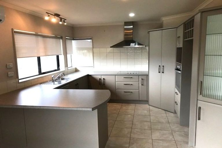 Photo of property in 8 Kilountain Place, Kerikeri, 0230