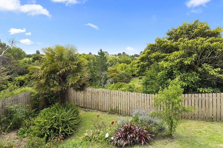 Photo of property in 39 Totara Street, Waiuku, 2123