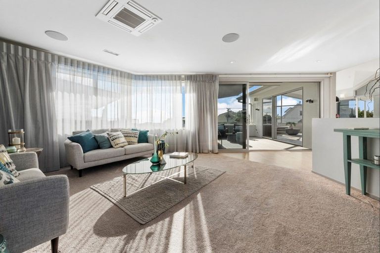 Photo of property in 1022a Papamoa Beach Road, Papamoa Beach, Papamoa, 3118