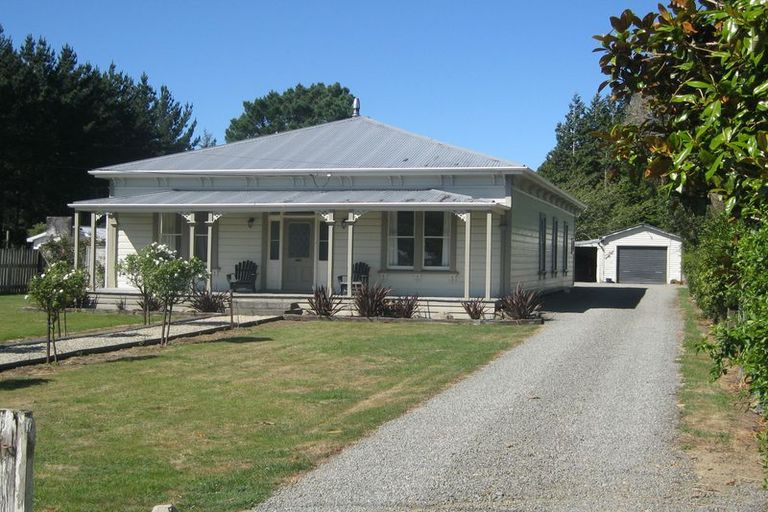 Photo of property in 7 Stanly Street, Eketahuna, 4900