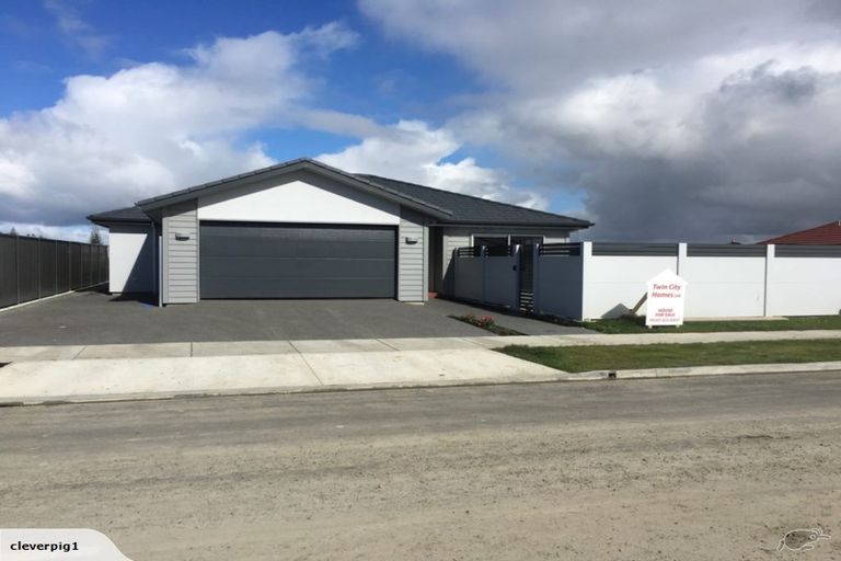 Photo of property in 5 Hurunui Drive, Te Awa, Napier, 4110