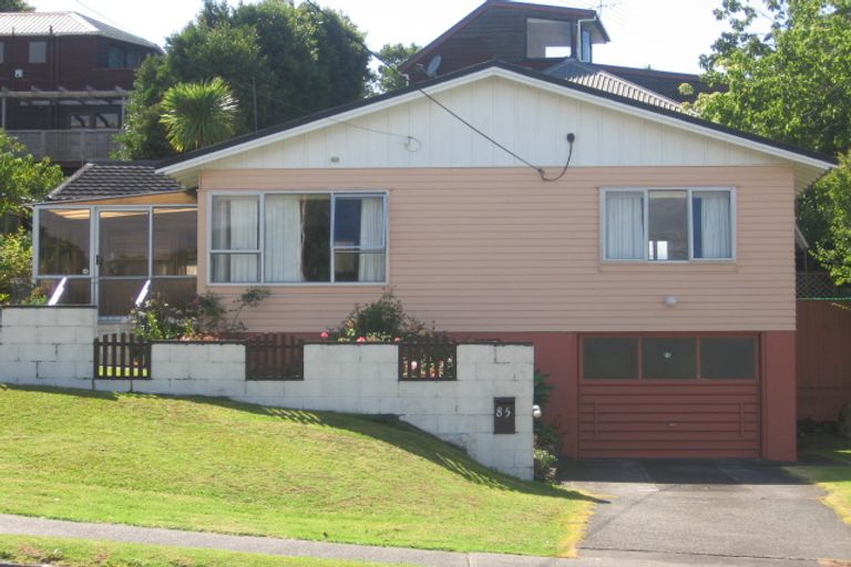 Photo of property in 2/85 Lake Road, Northcote, Auckland, 0627