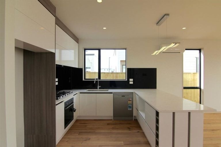 Photo of property in 12 Cicada Road, Hobsonville, Auckland, 0616