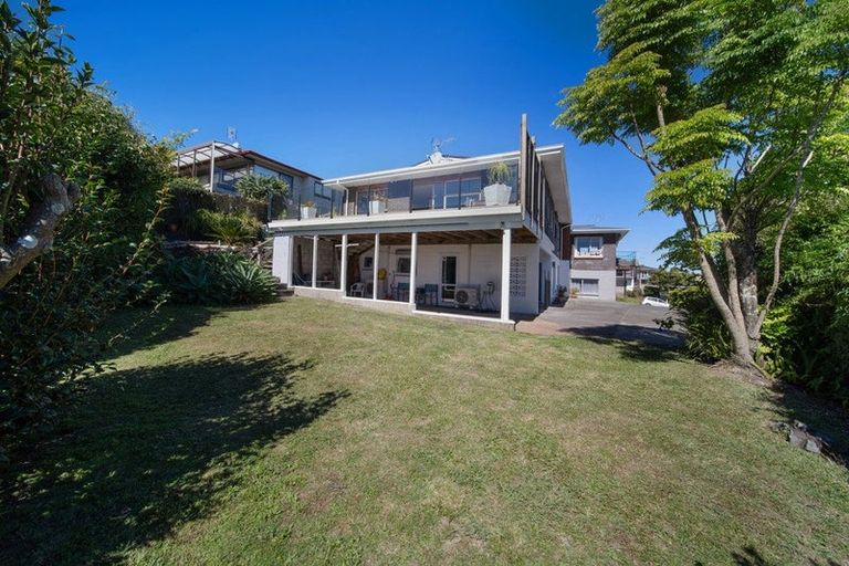 Photo of property in 2/89 Takutai Avenue, Half Moon Bay, Auckland, 2012