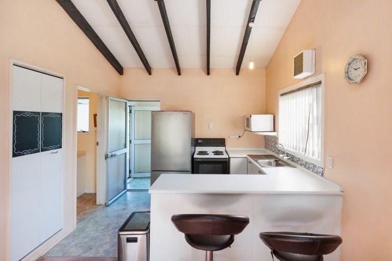 Photo of property in 4 Te Awa Street, Foxton Beach, Foxton, 4815