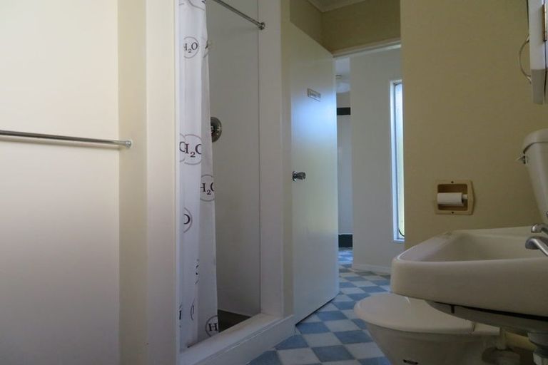 Photo of property in 4a Ropata Crescent, Boulcott, Lower Hutt, 5010