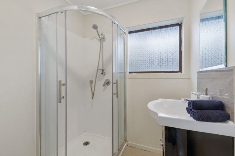 Photo of property in 25 Margaret Road, Raumati Beach, Paraparaumu, 5032