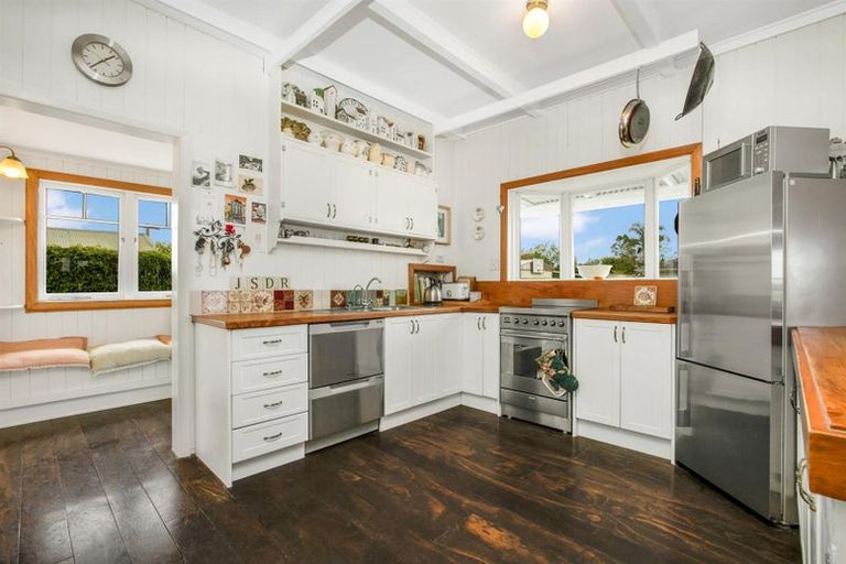 Photo of property in 55 Monument Road, Clevedon, Papakura, 2582