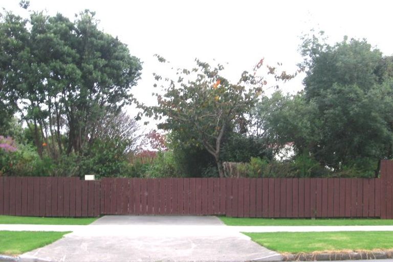 Photo of property in 56 Elizabeth Street, Waikanae, 5036