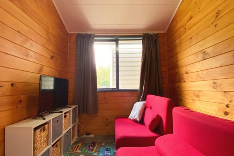 Photo of property in 31a Kellett Road, Ranui, Auckland, 0612