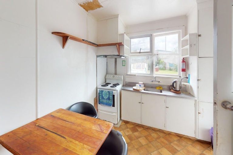 Photo of property in 43b Hinemoa Street, Levin, 5510