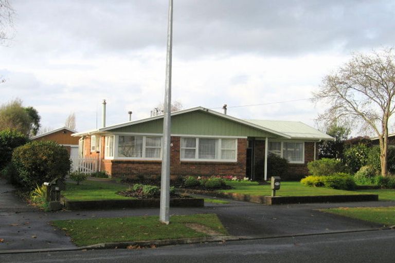 Photo of property in 27 Glenview Terrace, Glenview, Hamilton, 3206