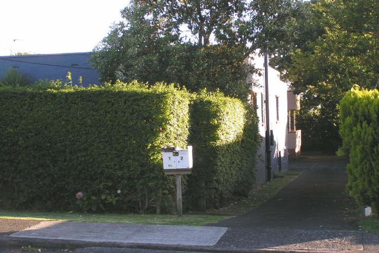 Photo of property in 1/2 Sydney Street, Hauraki, Auckland, 0622