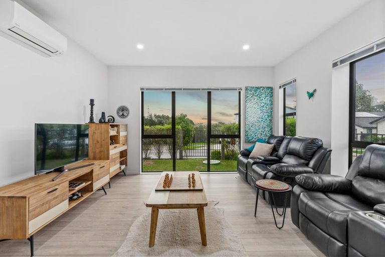 Photo of property in 39 Jeroboam Loop, Kumeu, 0810