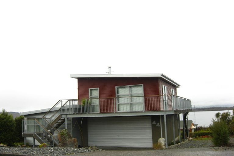 Photo of property in 44 Koe Street, Moana, 7872