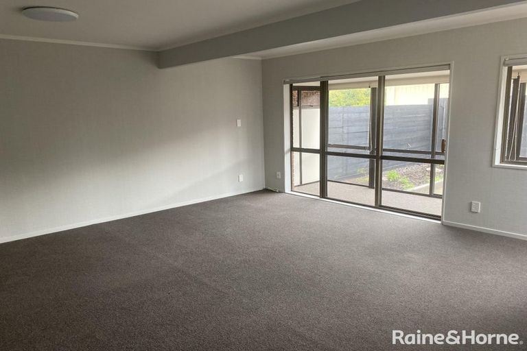Photo of property in 2/63 Ranch Road, Mount Maunganui, 3116