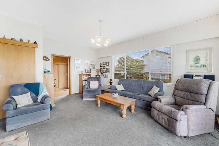 Photo of property in 11 Drake Street, Howick, Auckland, 2014