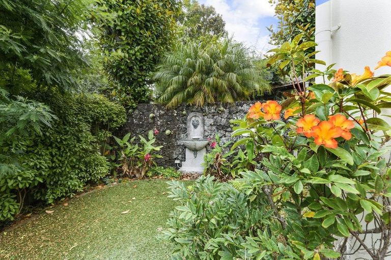 Photo of property in 16a Castor Bay Road, Castor Bay, Auckland, 0620