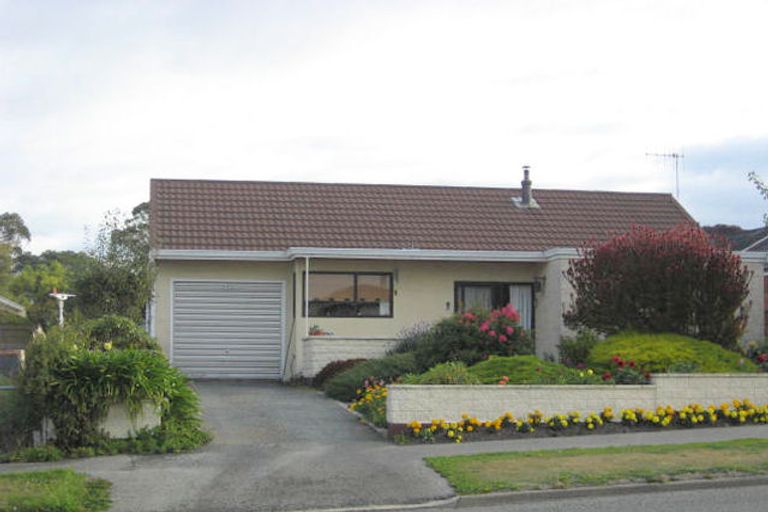 Photo of property in 17 Kingslea Street, Holmes Hill, Oamaru, 9401