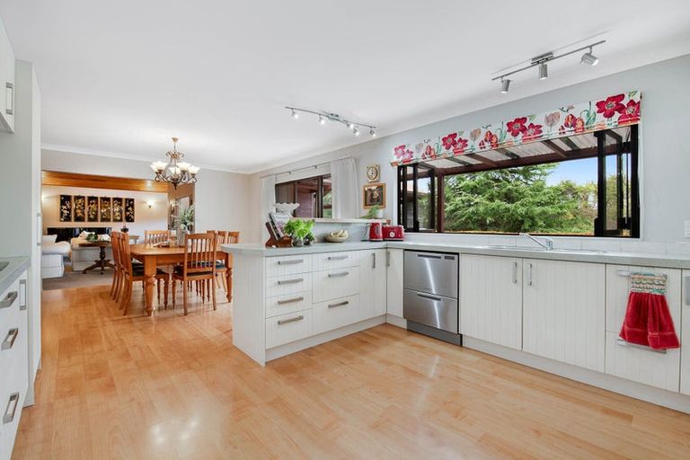 Photo of property in 30 Mccallum Drive, Sandspit, Warkworth, 0982