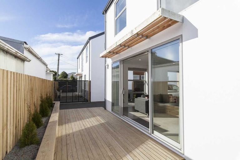 Photo of property in 32 Dickens Street, Addington, Christchurch, 8024