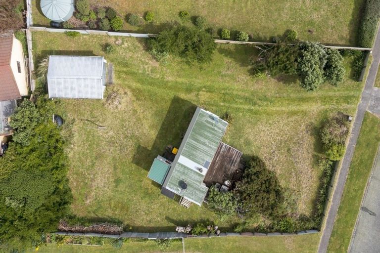 Photo of property in 6 Aranui Avenue, Waitarere Beach, Levin, 5510