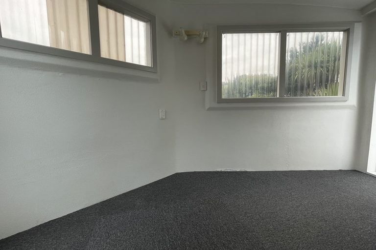 Photo of property in 542a Whangaparaoa Road, Stanmore Bay, Whangaparaoa, 0932